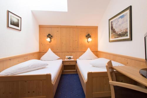 Cama o camas de una habitación en Landhaus Zauser