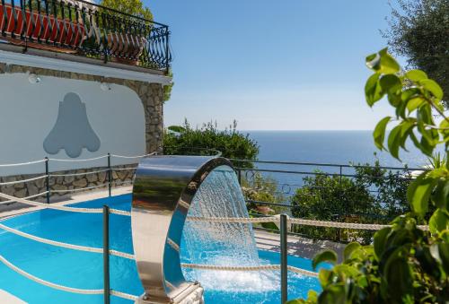 Πισίνα στο ή κοντά στο Luxury Villas Positano