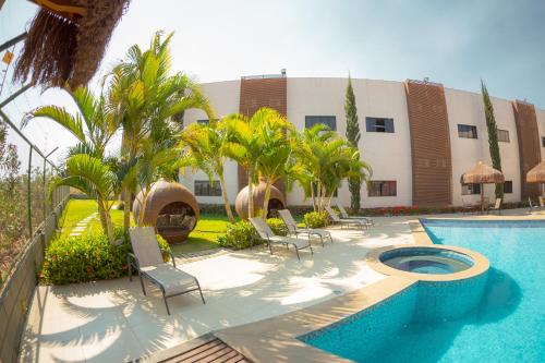 Kolam renang di atau dekat dengan Sofisticatto Park Hotel