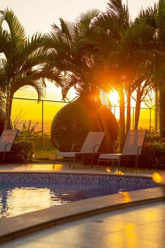 Kolam renang di atau dekat dengan Sofisticatto Park Hotel