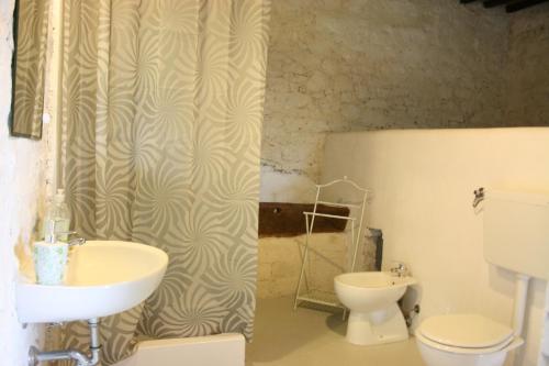 Koupelna v ubytování CASA ROSSA