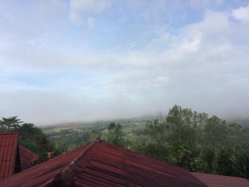 a view from the roof of a house at บ้านสวนศรเพชร in Phetchabun