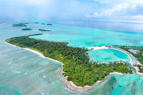 Letecký snímek ubytování Rahaa Resort Maldives