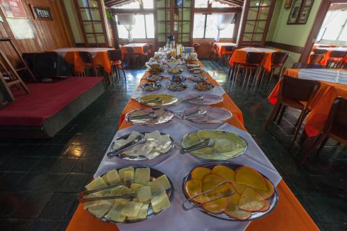 Makanan di atau berdekatan inn ini