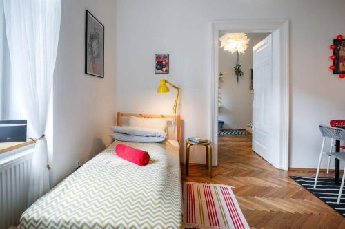 Fotografia z galérie ubytovania Blue Peace-apartment with FREE PARKING in center for 1-6 people v Krakove
