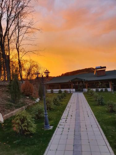 Amanecer o atardecer desde la casa de huéspedes o alrededores