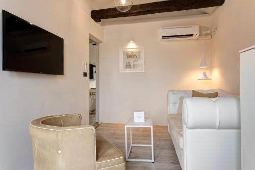 Μια τηλεόραση ή/και κέντρο ψυχαγωγίας στο San Marco Suite 755