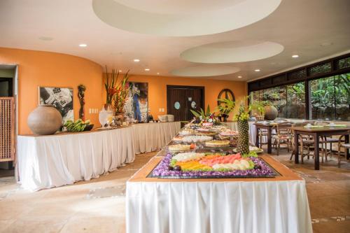 Đồ ăn tại/gần resort