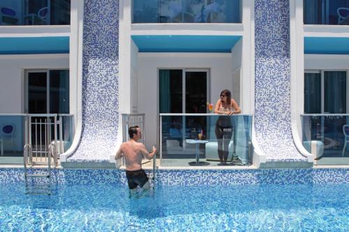 Ocean Blue High Class Hotel & SPA