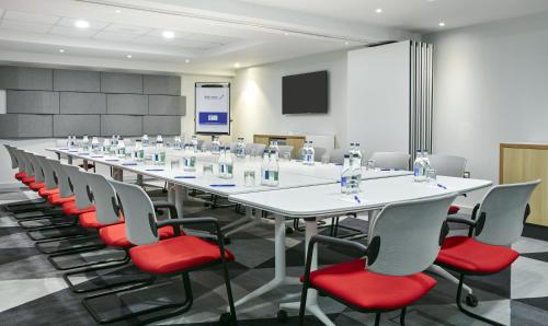 Holiday Inn Express Dublin City Centre by IHG Image