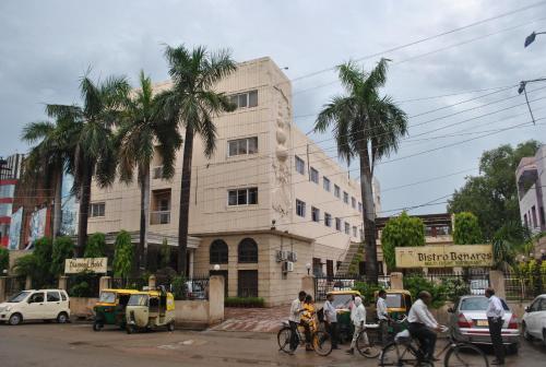 Gedung tempat hotel berlokasi