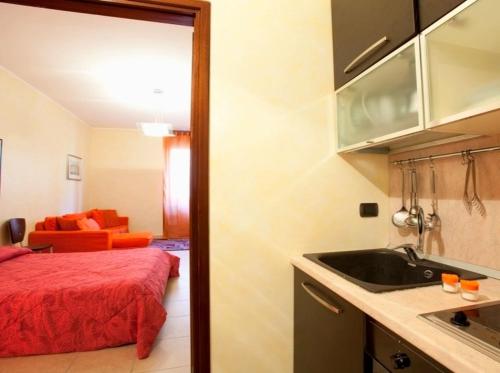 A kitchen or kitchenette at Le Sorelle