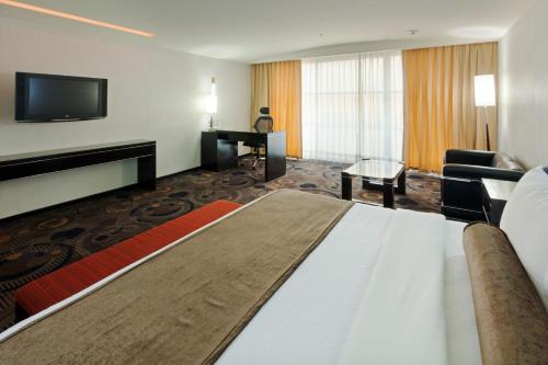 Foto de la galería de Crowne Plaza Toluca - Lancaster, an IHG Hotel en Toluca