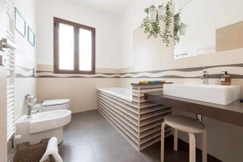 Salle de bains dans l'établissement Modica Country Villa - IsulaTravel