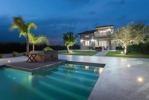 IsulaTravel - Villa Emanuela