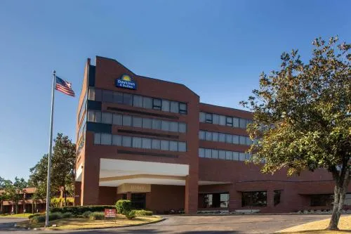 Days Inn & Suites by Wyndham Tallahassee Conf Center I-10 in Tallahassee
