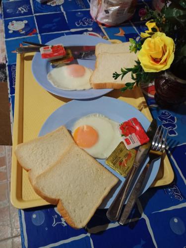 Mad på pensionatet eller i nærheden