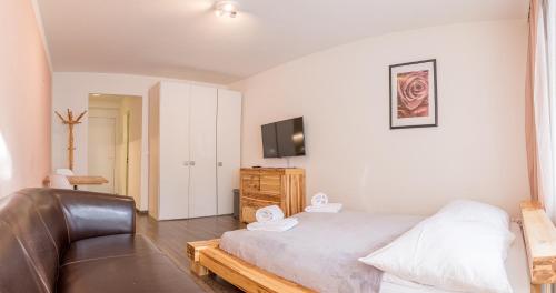 Postel nebo postele na pokoji v ubytování Irmella 9 by Arosa Holiday