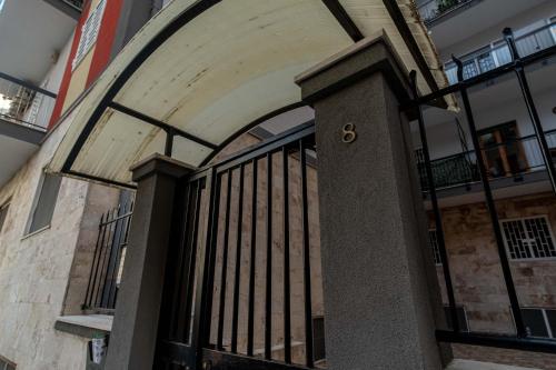 El edificio en el que está el departamento