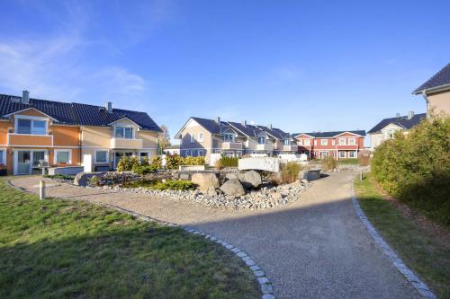 a row of houses in a residential neighborhood at Klein Venedig Whg 21 in Ueckeritz