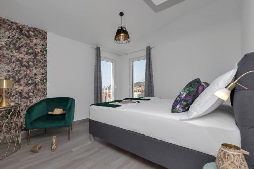 Postel nebo postele na pokoji v ubytování Apartments Strada Tučepi