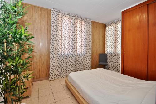 Apartment Tango