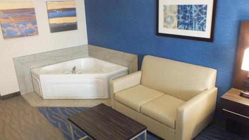 Holiday Inn Hotel & Suites Regina, an IHG Hotel