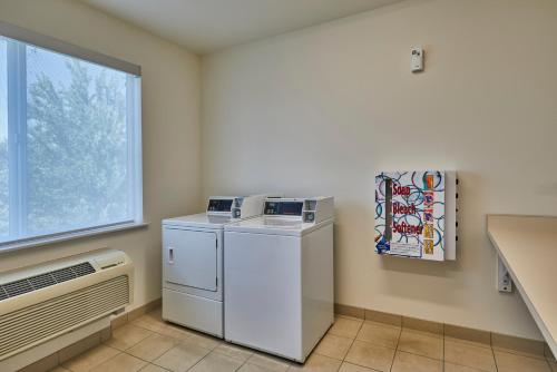 Fotografie z fotogalerie ubytování Holiday Inn Express Hotel & Suites Medford-Central Point by IHG v destinaci Central Point