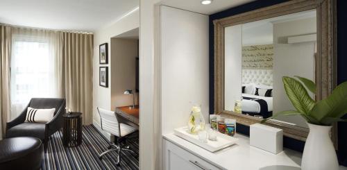 Kimpton George Hotel, an IHG Hotel Image