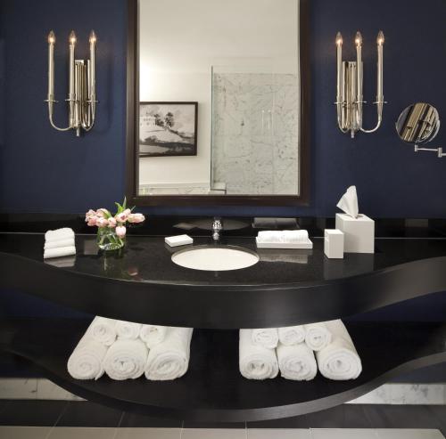 Kimpton George Hotel, an IHG Hotel Image