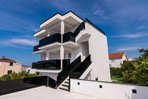 Black home apartments