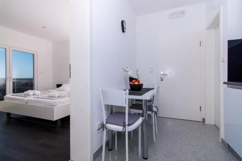 Black home apartments