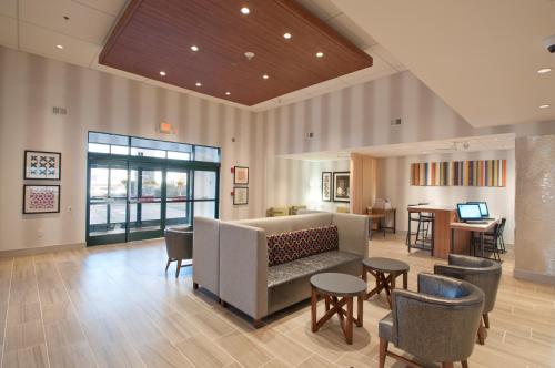 Posezení v ubytování Holiday Inn Express Quantico - Stafford by IHG