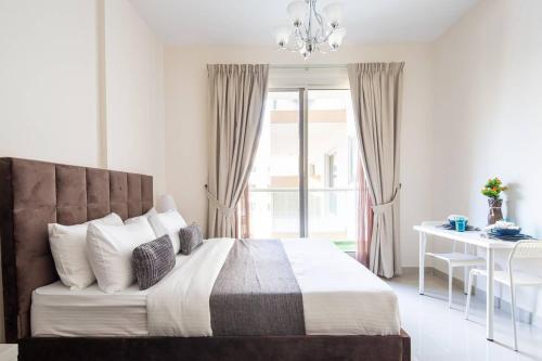 Frank Porter - Roxana Residence, Dubai, UAE - Booking.com
