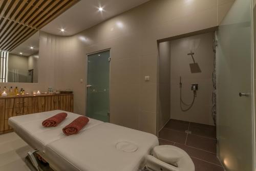 Koupelna v ubytování Hotel Zbójnicówka