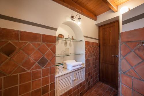 Ванна кімната в Casa La Fragua