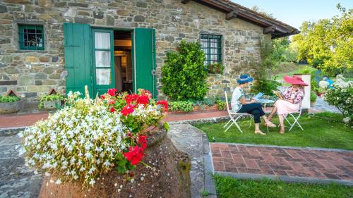 Romantic house with outside hydro – Photos 4