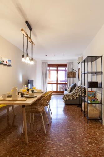 CASA FLORIT - Old Town Apartment - 4 Travelers - Quart Towers