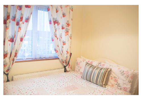 Afbeelding uit fotogalerij van no 2 Leitrim Road in Carrick on Shannon