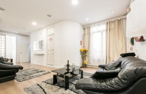 M&F 7 ROOMS/7 BATHROOMS OVER GRAN VIA