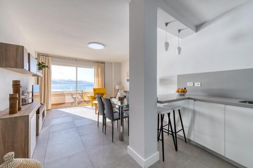Foto Living Las Canteras Homes - BRIGHT BEACHFRONT 4