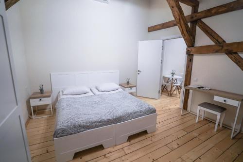 Łóżko lub łóżka w pokoju w obiekcie HOTEL N°10