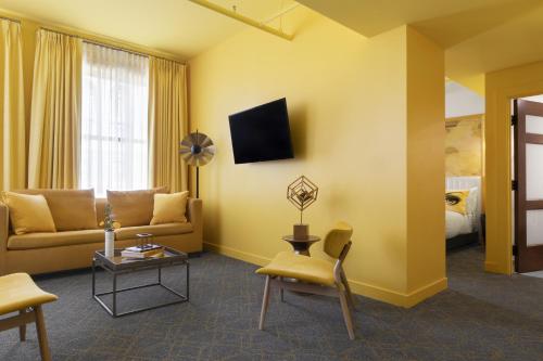 Angad Arts Hotel Image