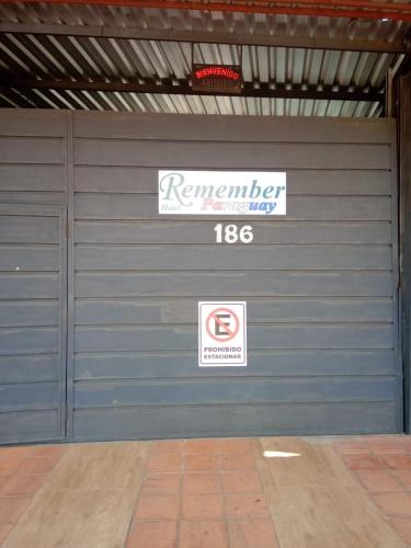 Gallery image of Remember Py in Luque