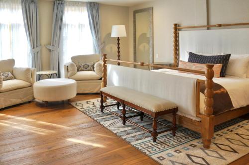 Χώρος καθιστικού στο Zane Grey Pueblo Hotel