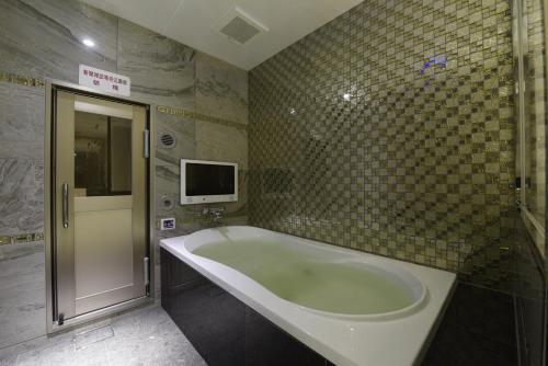 Koupelna v ubytování HOTEL W-PARTY-W GROUP HOTELS and RESORTS-