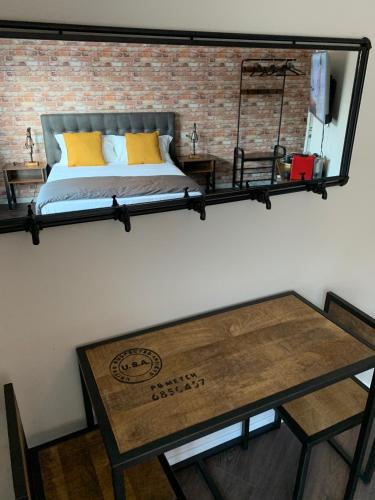 Postel nebo postele na pokoji v ubytování SUITE LAME 37 Rental Rooms