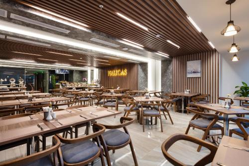 Restaurace v ubytování Nalicas Nha Trang Hotel