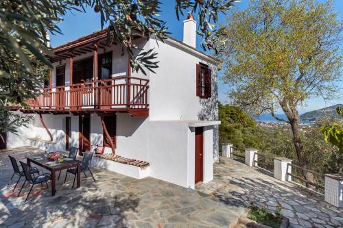 Aletri Pool Cottage