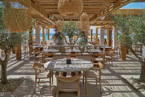 Restoran ili drugo mesto za obedovanje u objektu Branco Mykonos